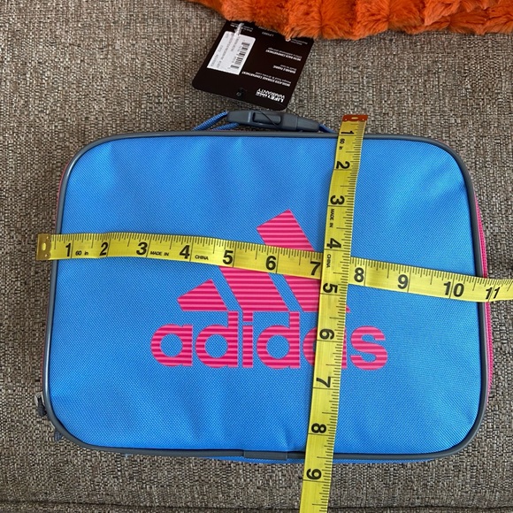 ❣️🆕Adidas Foundation Lunch Bag❣️ - Picture 10 of 10